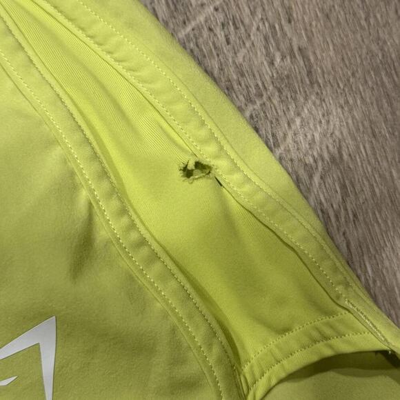 Gymshark Women's Yellow Activewear Shorts Size L - Picture 3 of 3